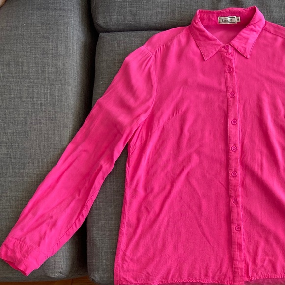 Women's Blouse - Size M (Bright Pink) by Barred's - Picture 3 of 4